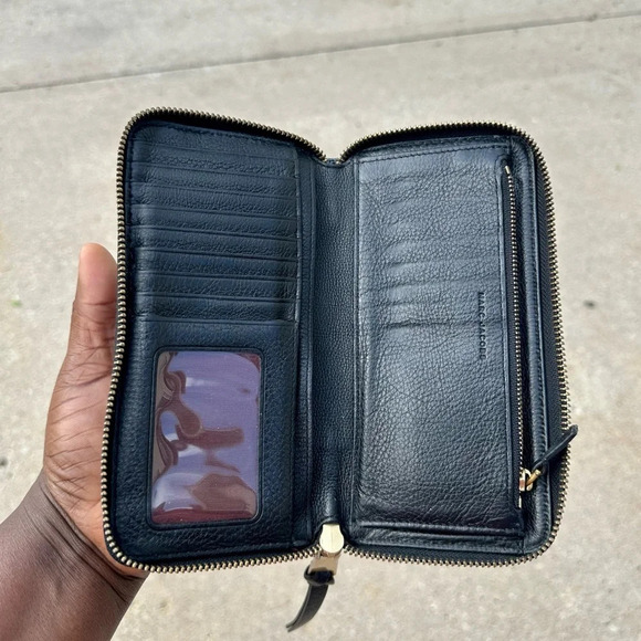 Marc Jacobs 'Recruit Vertical' Leather Wallet Black - Picture 13 of 14